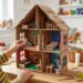 Das Miniatur-Puppenhaus aus Pappe