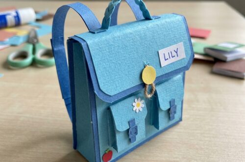 Making a miniature paper school bag